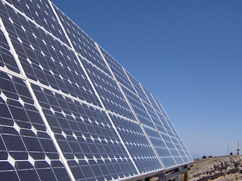 A napelem jövője az akkumulátorral közösen